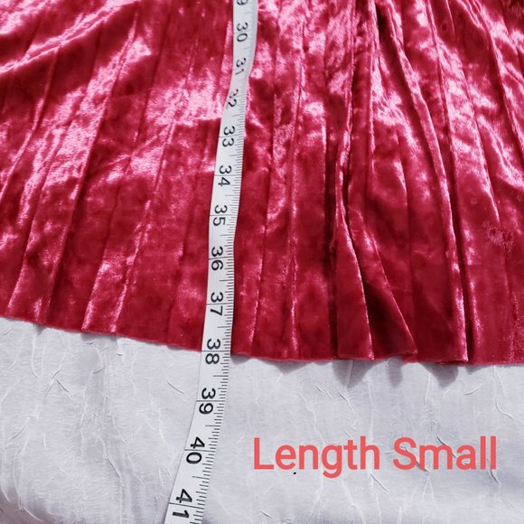 3/$30! Modcloth Splendorous Spree Pink Crushed Velvet Pleated Dress - Picture 9 of 12